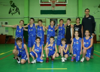 U12: Kettős győzelem